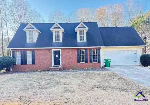 3447 River Mill Ln, Ellenwood, GA 30294