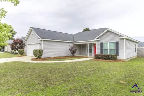 Exterior - 320 Haven Way, Perry, GA 31069 photo 2 of 8