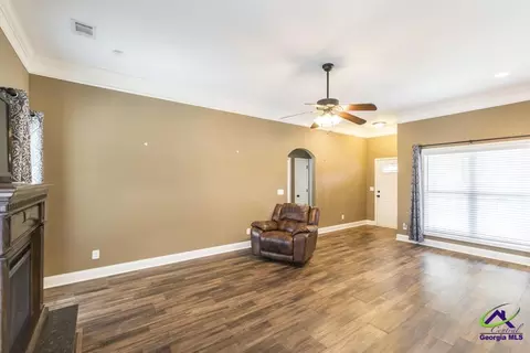 Living - 320 Haven Way, Perry, GA 31069 photo 3 of 3