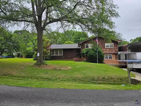 419 Pine Valley Dr, Warner Robins, GA 31088