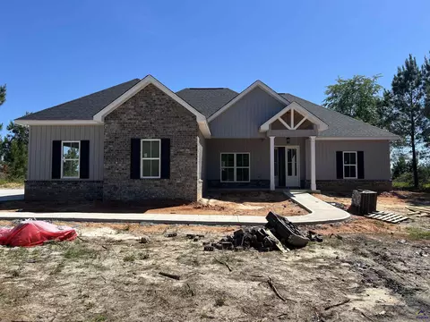 226 Woodland Trl, Cochran, GA 31014