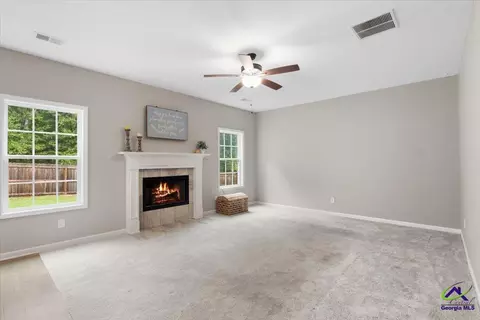 Living - 133 W River Cane Run, Perry, GA 31069 photo 3 of 5