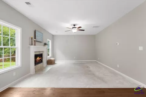 Living - 133 W River Cane Run, Perry, GA 31069 photo 2 of 5