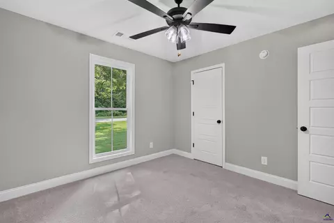 Bedroom - 1207 Morningside Dr, Perry, GA 31069 photo 6 of 8