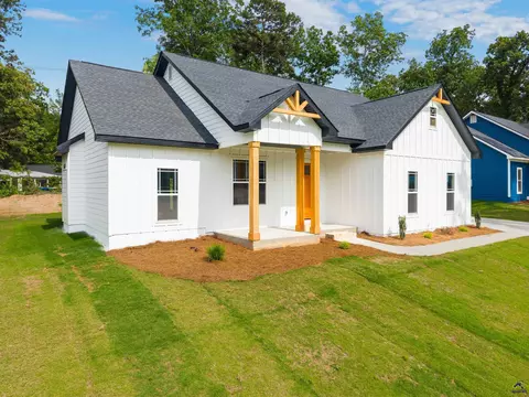 120 Merri Valley Dr, Warner Robins, GA 31088