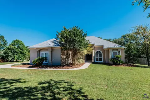 204 Clayton Ct, Warner Robins, GA 31088