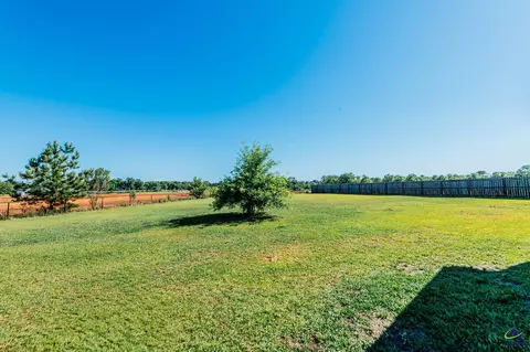 Exterior - 103 Lasseter Ln, Perry, GA 31069 photo 5 of 7