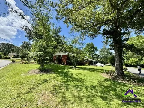 100 Hillside Ter, Warner Robins, GA 31088