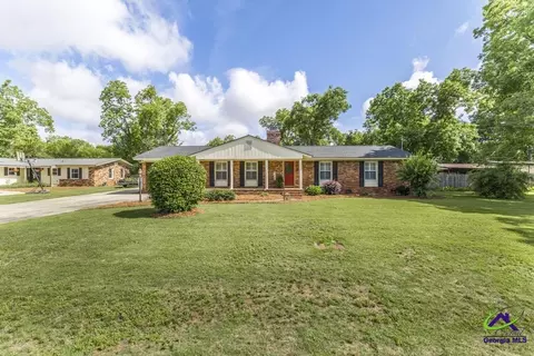 Exterior - 1431 Tucker Rd, Perry, GA 31069 photo 2 of 11