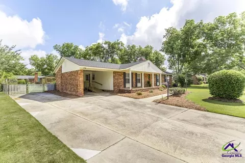 Exterior - 1431 Tucker Rd, Perry, GA 31069 photo 5 of 11
