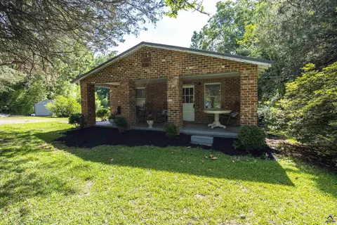 1529 Rainey Rd, Macon, GA 31220