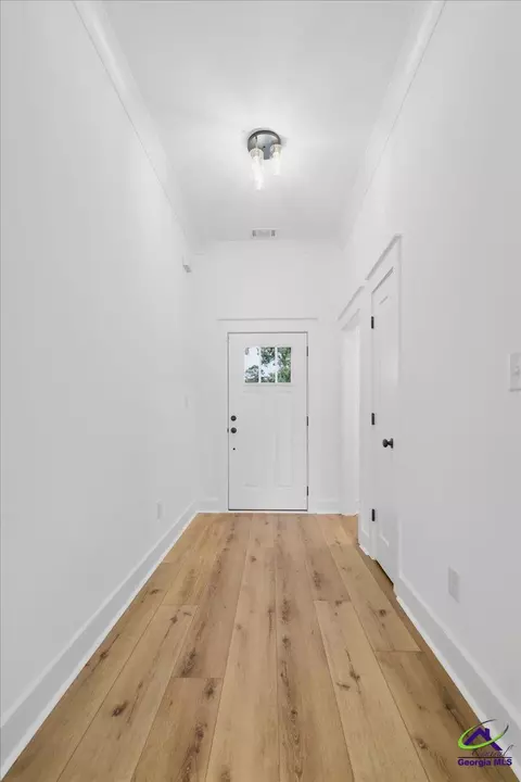 Entry Way - 210 Hampton Chase, Perry, GA 31069 photo 1 of 4