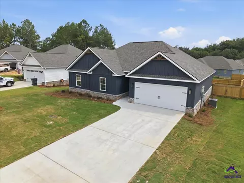Exterior - 210 Hampton Chase, Perry, GA 31069 photo 8 of 8