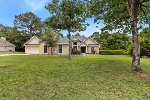 105 Gleneagle Dr, Byron, GA 31008