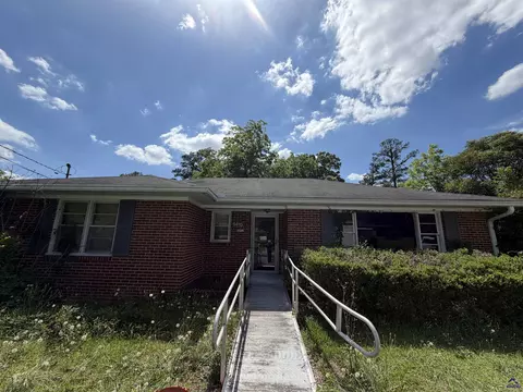 5415 Finsbury Dr, Macon, GA 31206
