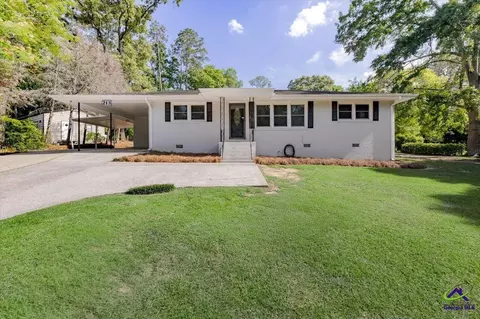 213 Spruce St, Warner Robins, GA 31088