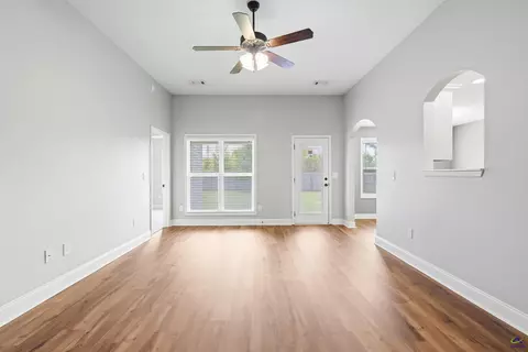 213 Winsted Ct, Perry, GA 31069 photo 7