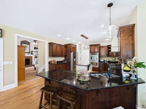 Kitchen - 4041 Roundtop Cir, Perry, GA 31069 photo 2 of 8