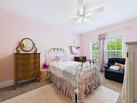 Bedroom - 4041 Roundtop Cir, Perry, GA 31069 photo 5 of 11