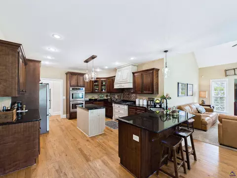 Kitchen - 4041 Roundtop Cir, Perry, GA 31069 photo 7 of 8