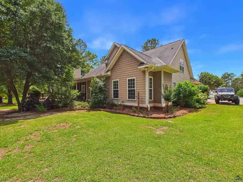 Exterior - 4041 Roundtop Cir, Perry, GA 31069 photo 5 of 18