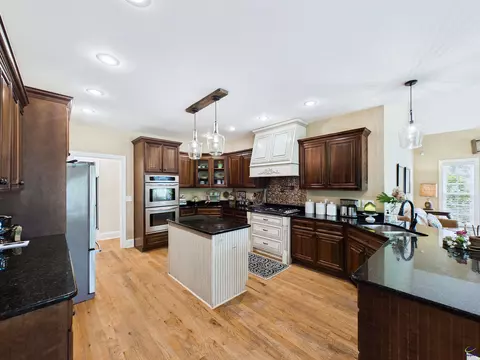 Kitchen - 4041 Roundtop Cir, Perry, GA 31069 photo 6 of 8