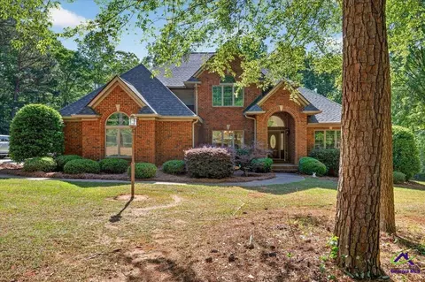 52 Hamil Dr, Macon, GA 31220