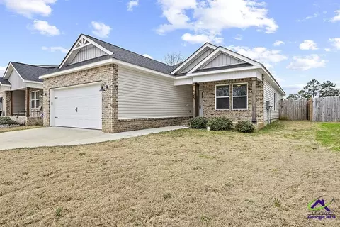 125 Northsky Dr, Warner Robins, GA 31093