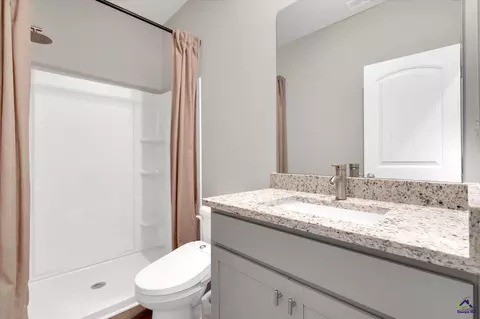 Bath - 642 Encore Dr #LOT 87, Perry, GA 31069 photo 5 of 8