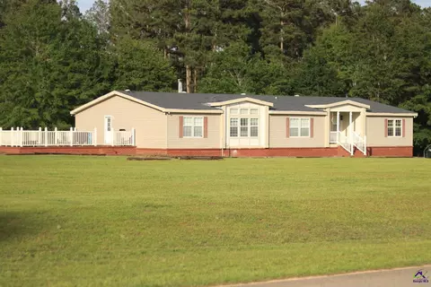 101 Orchard Rd, Perry, GA 31069