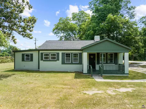 214 Third St, Warner Robins, GA 31093