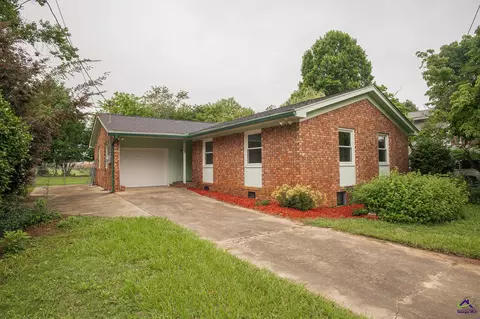 211 Sunnydale Dr, Warner Robins, GA 31088