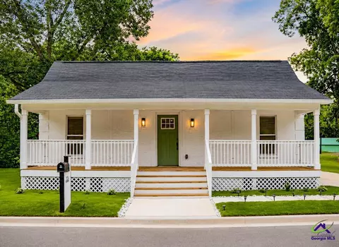725 Pine St, Fort Valley, GA 31030