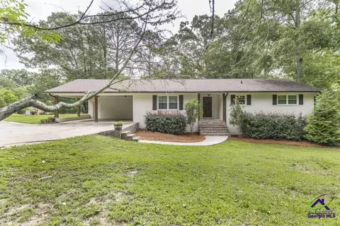 6349 Carey Dr, Macon, GA 31216
