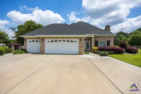 128 Mary Lou Dr, Byron, GA 31008