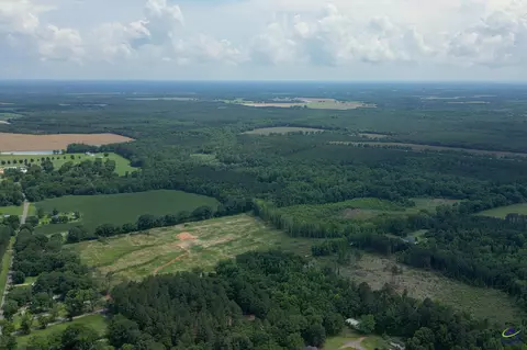 1712 Spur 4, Montrose, GA 31065