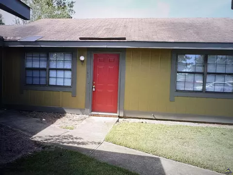 620 Gawin Dr, Warner Robins, GA 31093