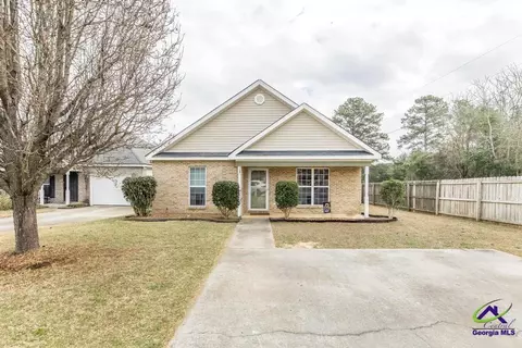 129 Maryjay Dr, Warner Robins, GA 31088