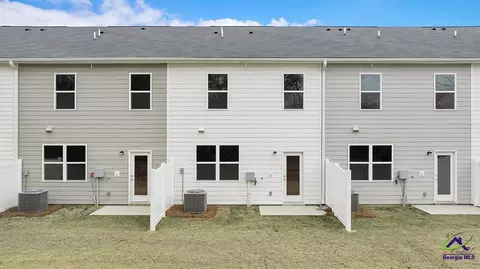 Exterior - 212 Kenmore Cir, Perry, GA 31069 photo 2 of 2
