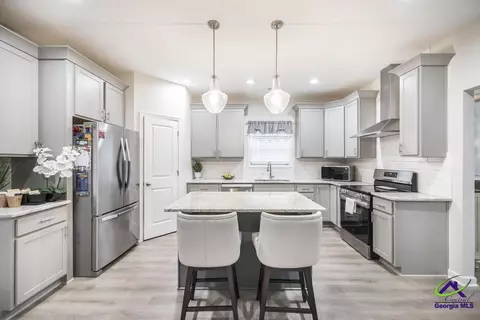 Kitchen - 4580 Capulet Ct, Forsyth, GA 31029 photo 2 of 5