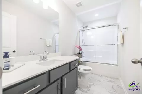 Bath - 4580 Capulet Ct, Forsyth, GA 31029 photo 2 of 4