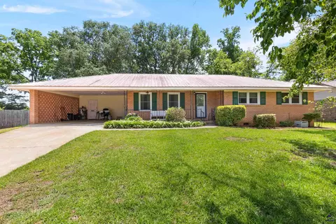 102 W Point Ct, Warner Robins, GA 31088