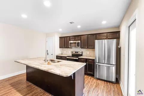 Kitchen - 107 Red Tail Cir, Byron, GA 31008 photo 1 of 4