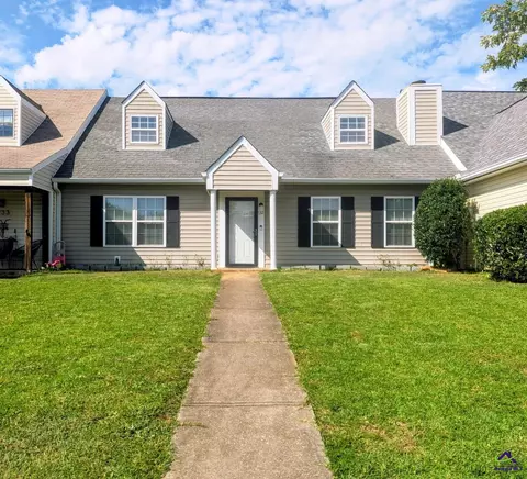 132 Sussex Dr, Warner Robins, GA 31088