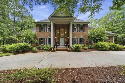 68 Hamil Dr, Macon, GA 31220