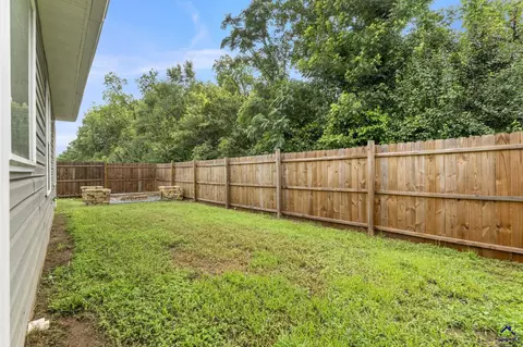 Exterior - 124 N Sky Dr, Warner Robins, GA 31093 photo 7 of 7