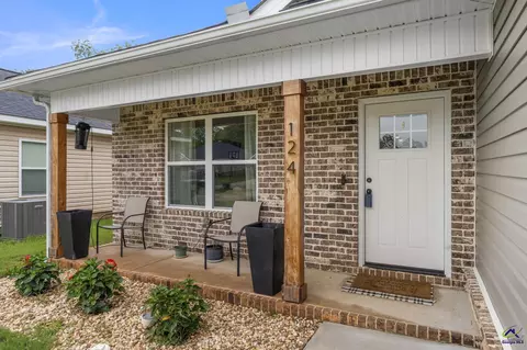 Exterior - 124 N Sky Dr, Warner Robins, GA 31093 photo 2 of 7