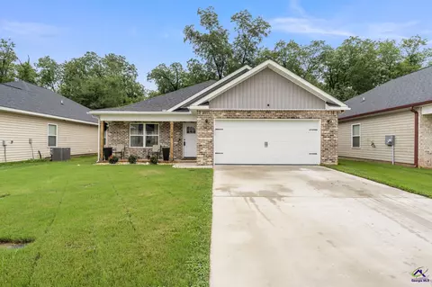 124 N Sky Dr, Warner Robins, GA 31093