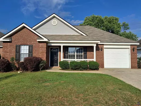 105 Montciello Dr, Byron, GA 31008
