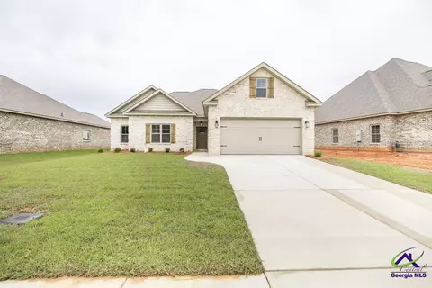 304 Willowbrook Ln, Kathleen, GA 31047